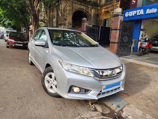 https://images10.gaadi.com/usedcar_image/4563134/original/processed_299b34ba64096fb3cc71c571de6c1b42.jpg?imwidth=6400