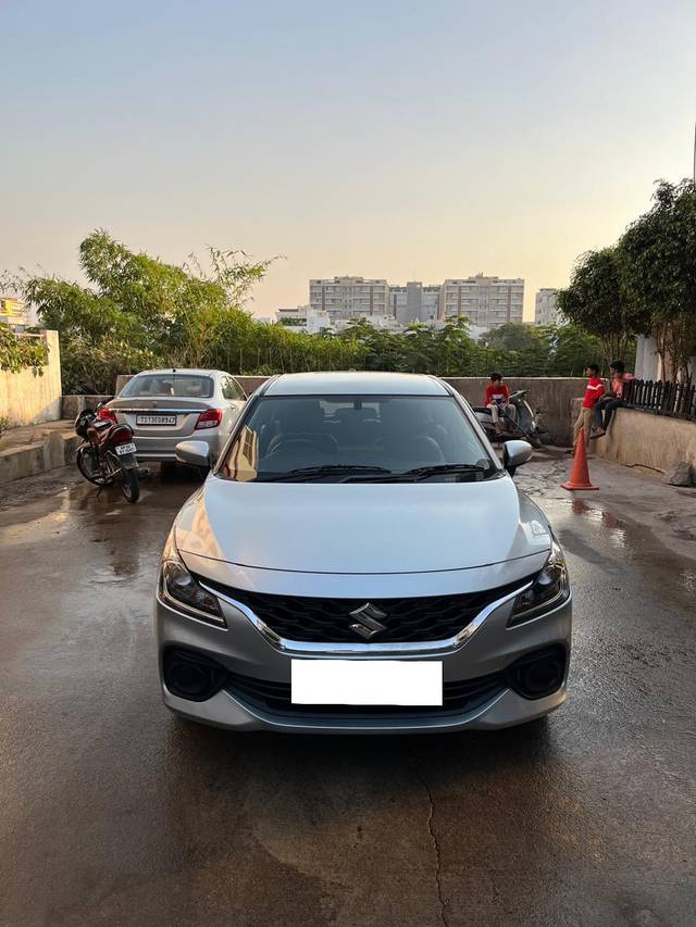 https://images10.gaadi.com/usedcar_image/4563152/original/processed_a14de1c578984d474905cb4d5f3b4c90.jpg?imwidth=6402