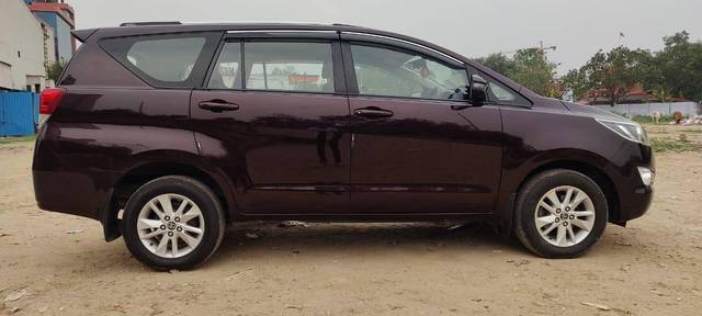 https://images10.gaadi.com/usedcar_image/4563180/original/processed_df527ba415928a7728ccf30805dae144.jpg?imwidth=6401