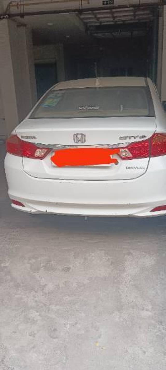 https://images10.gaadi.com/usedcar_image/4563196/original/processed_18742fb4-4803-494b-bcf0-68921268817b.jpg?imwidth=6400