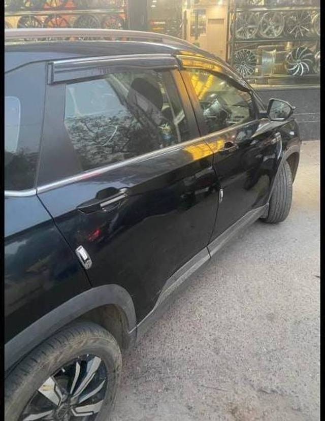 https://images10.gaadi.com/usedcar_image/4563237/original/ea2c17e7508ae91ae8917495d208945b.jpg?imwidth=6401