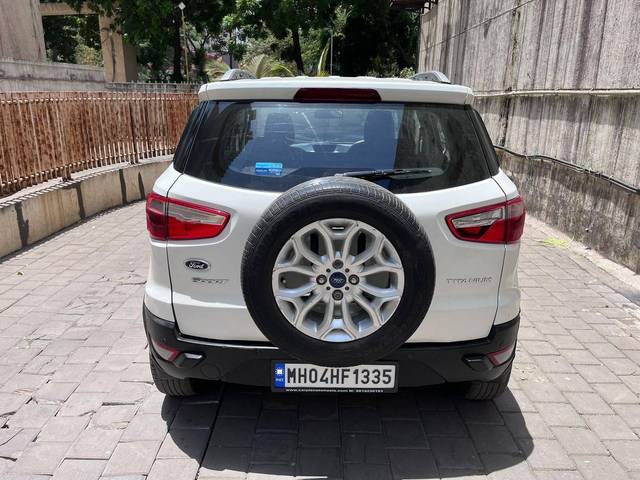 https://images10.gaadi.com/usedcar_image/4563243/original/processed_8b3393a1e18207eef681589542a4e1fb.jpeg?imwidth=6401