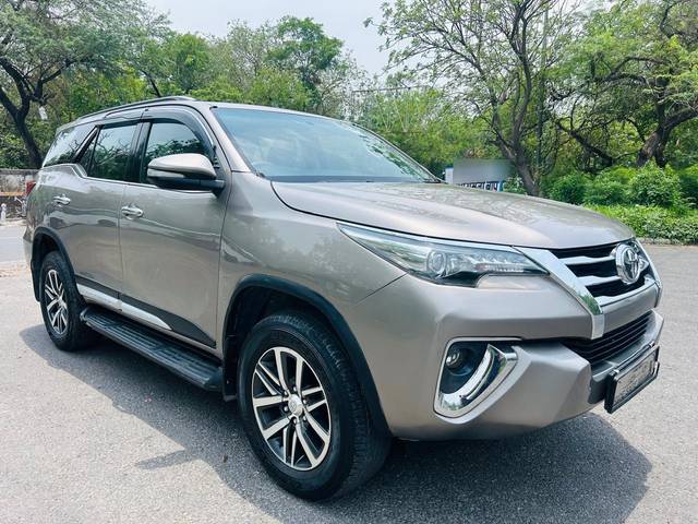 https://images10.gaadi.com/usedcar_image/4563261/original/processed_1017429df777aedcc74ff50d523675c3.jpg?imwidth=6400