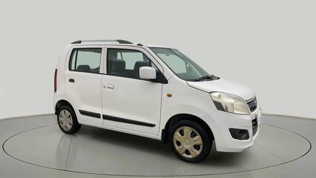 https://images10.gaadi.com/usedcar_image/4563262/original/4195973cf5751605a4a02c7dd94a247b.jpg?imwidth=6400
