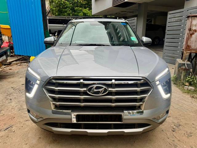 https://images10.gaadi.com/usedcar_image/4563274/original/processed_4d0e62207509ecf7ccd06dd00ba7c877.jpg?imwidth=6402