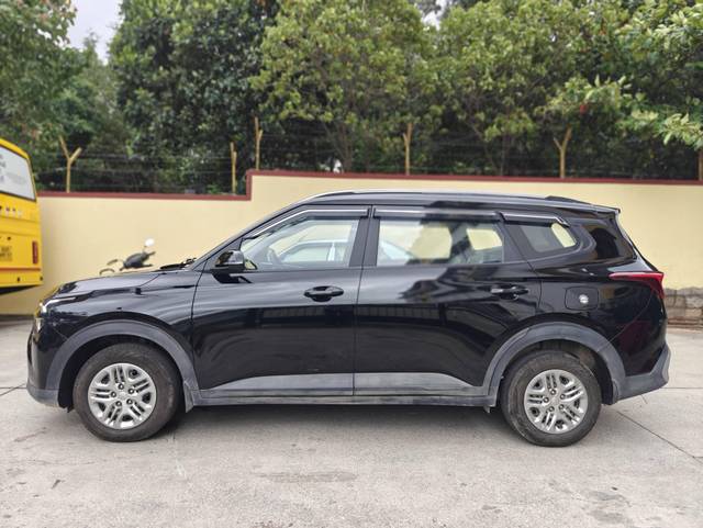 https://images10.gaadi.com/usedcar_image/4563276/original/processed_32c134faba755fb2c97fe0a919e08406.jpg?imwidth=6402