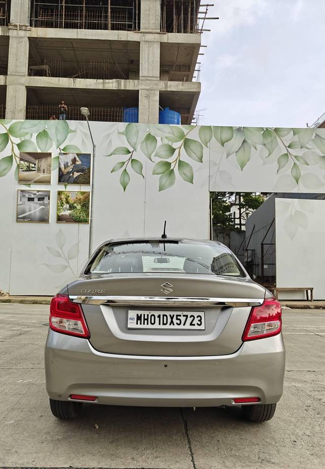 https://images10.gaadi.com/usedcar_image/4563279/original/processed_6e8ab99ce96ed954c2c937c262756996.jpg?imwidth=6402