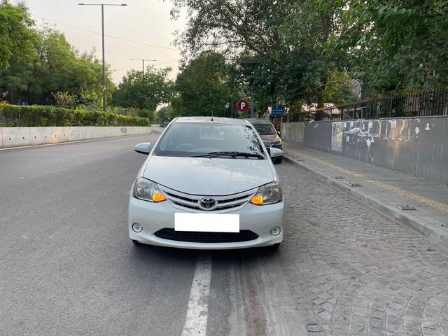 https://images10.gaadi.com/usedcar_image/4563288/original/processed_cc32bb7ba05f2165512497a22e7db57f.jpg?imwidth=6402