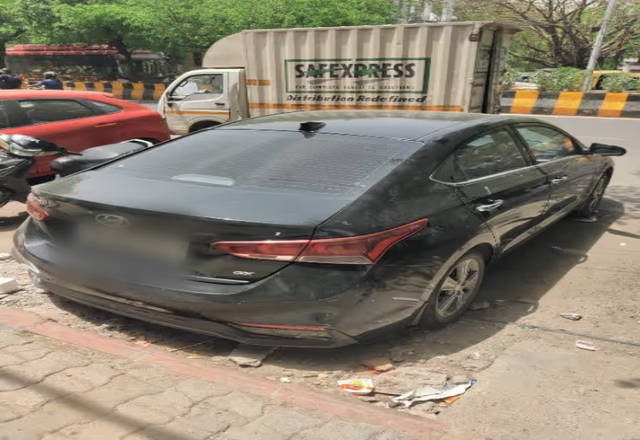 https://images10.gaadi.com/usedcar_image/4563299/original/99e20e85-7ec0-4cd8-afe9-b012b5124344.?imwidth=6400