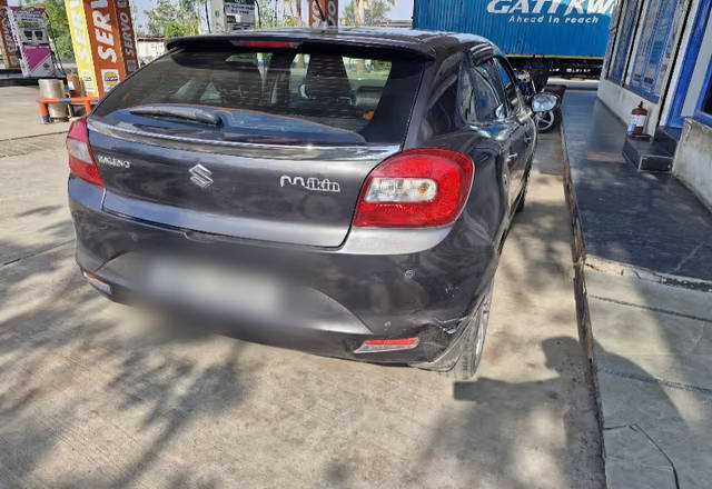 https://images10.gaadi.com/usedcar_image/4563302/original/aed5fe4d-8942-4602-ae8c-4848dc647691.?imwidth=6401