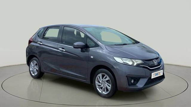 https://images10.gaadi.com/usedcar_image/4563308/original/78a986156db28b634a950467e5471849.jpg?imwidth=6400