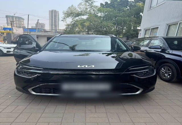 https://images10.gaadi.com/usedcar_image/4563342/original/d47ad0dd-f660-4367-8ca1-3a66d5ff8e54.?imwidth=6400