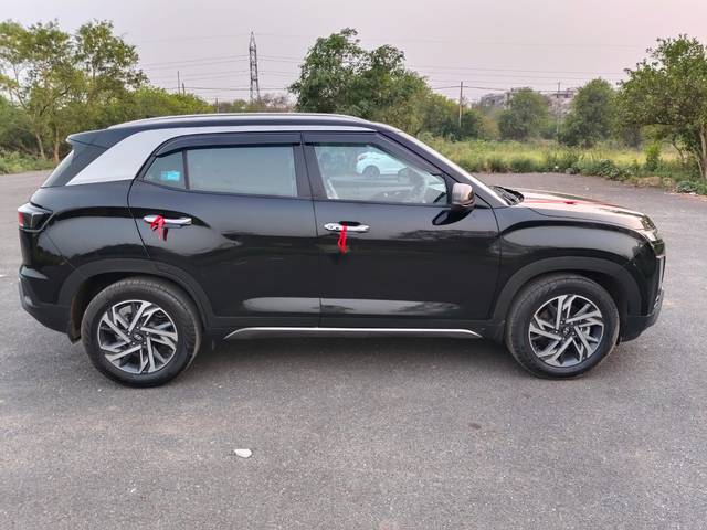 https://images10.gaadi.com/usedcar_image/4563371/original/71ffd2ccdd2e176631e1e35de5d8a4af.jpg?imwidth=6401