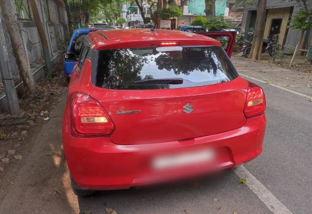 https://images10.gaadi.com/usedcar_image/4563379/original/9ff1b969-5dac-460b-98d5-ac4d2d74ad42.?imwidth=6401