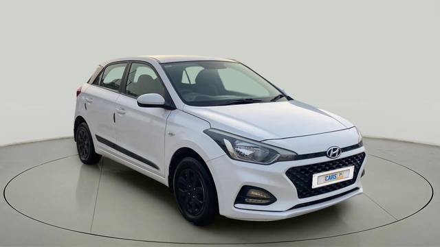 https://images10.gaadi.com/usedcar_image/4563382/original/eebd4fc0d360b4b8cb77f1c364ef0474.jpg?imwidth=6400