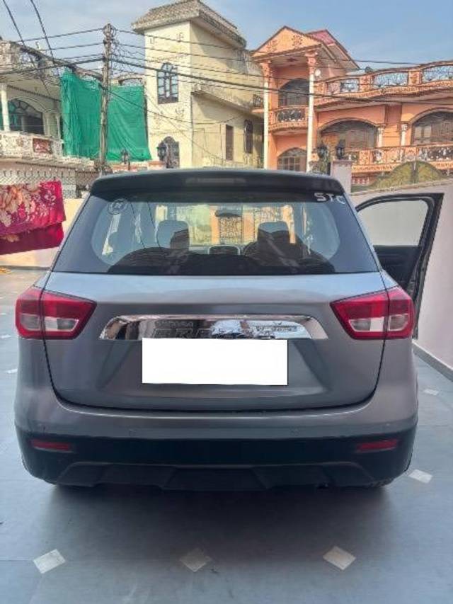 https://images10.gaadi.com/usedcar_image/4563394/original/processed_dc7cfbda-e3dd-43ca-8c2b-4440d16ad841.jpeg?imwidth=6401
