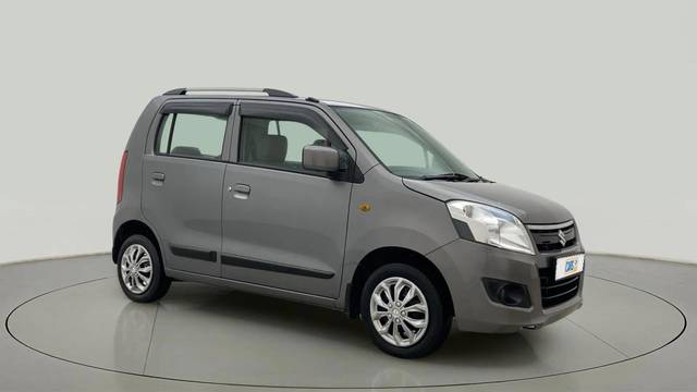 https://images10.gaadi.com/usedcar_image/4563407/original/fc4ba0f419c7b61c8dafc77abcd3248e.jpg?imwidth=6400