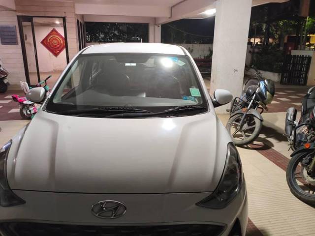 https://images10.gaadi.com/usedcar_image/4563426/original/processed_657f801e-8bfa-473b-a914-62e72f83cb31.jpg?imwidth=6402