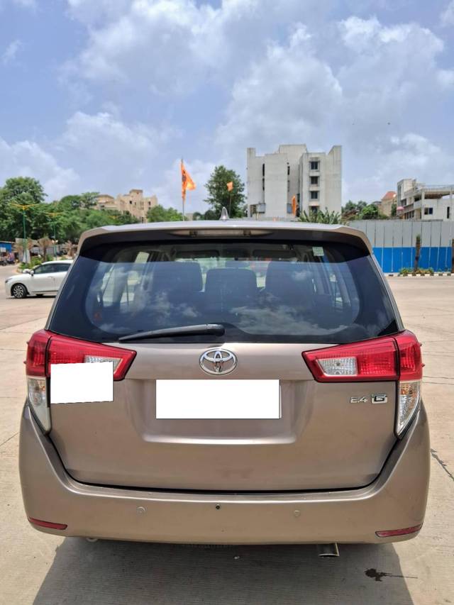 https://images10.gaadi.com/usedcar_image/4563431/original/processed_a4569db6605dc0f606ce217d30bf02bb.jpg?imwidth=6402