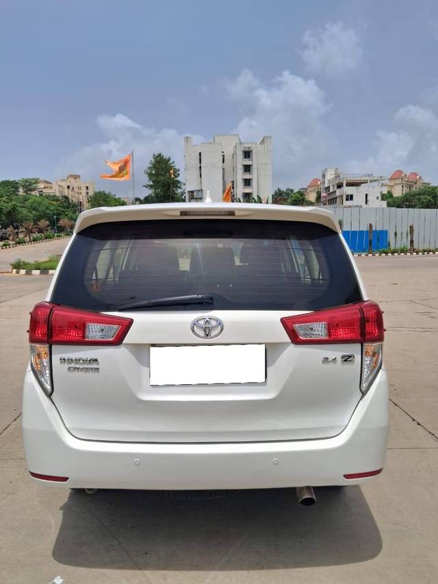 https://images10.gaadi.com/usedcar_image/4563433/original/processed_c0e3de09fd39a276bc97d1f6dde712b1.jpg?imwidth=6402
