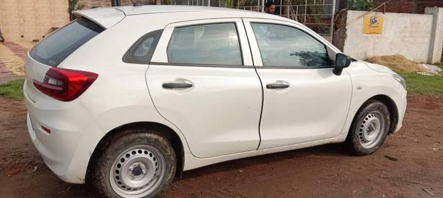 https://images10.gaadi.com/usedcar_image/4563488/original/processed_cb869503-5376-45f7-8386-9f208f9b5dcb.jpeg?imwidth=6401