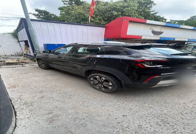 https://images10.gaadi.com/usedcar_image/4563491/original/9ad0e2c9-2ef4-4825-a69b-7e48b3b95db0.?imwidth=6402
