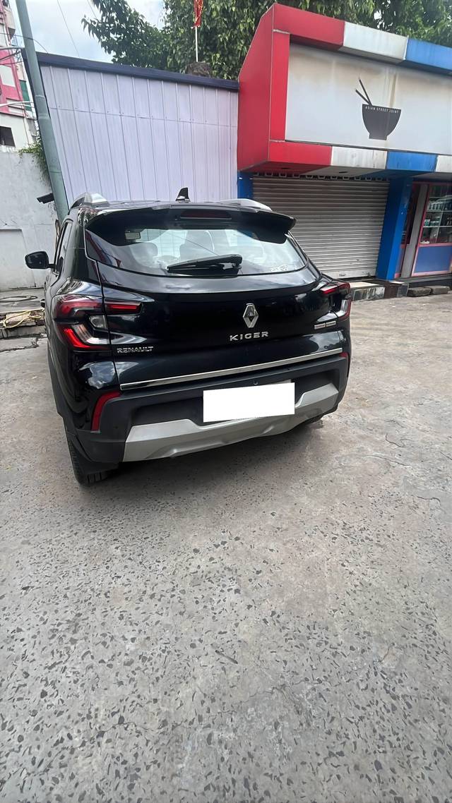 https://images10.gaadi.com/usedcar_image/4563491/original/processed_7690a676-bf79-472a-a898-00fbe86a4b11.jpeg?imwidth=6401
