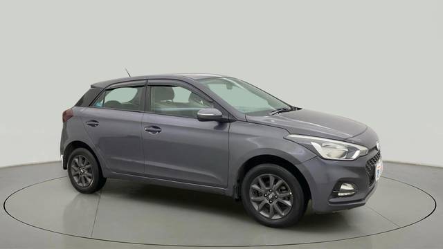 https://images10.gaadi.com/usedcar_image/4563500/original/16f7afe2d961198e2691702358e7bc37.jpg?imwidth=6400
