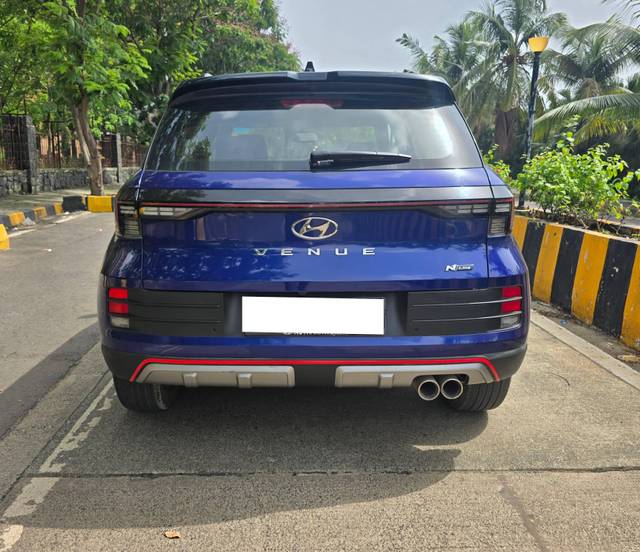 https://images10.gaadi.com/usedcar_image/4563540/original/processed_45eb42597553974c5954b4bb26482c73.jpg?imwidth=6402