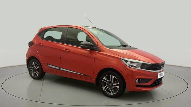 https://images10.gaadi.com/usedcar_image/4563558/original/56b5f4965cb5fd67c896c254d2c78d6c.jpg?imwidth=6400