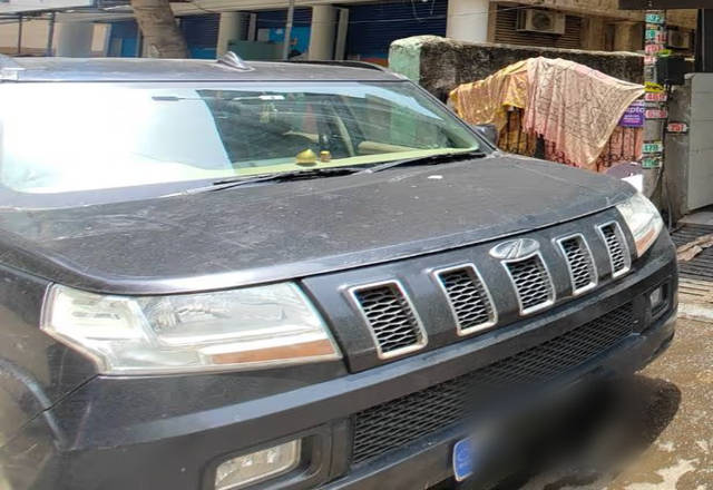 https://images10.gaadi.com/usedcar_image/4563577/original/2da9bfb3-1109-47b6-8871-699b4968f458.?imwidth=6400