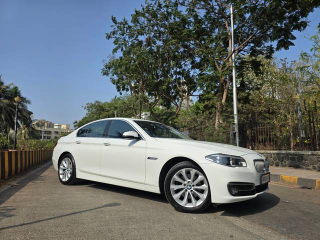 https://images10.gaadi.com/usedcar_image/4563579/original/67d061a63aeffc2b2530f733f44eb2cc.jpg?imwidth=6400