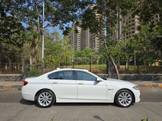 https://images10.gaadi.com/usedcar_image/4563579/original/e094a87e8bbf052eed9316ddc34b4de3.jpg?imwidth=6401