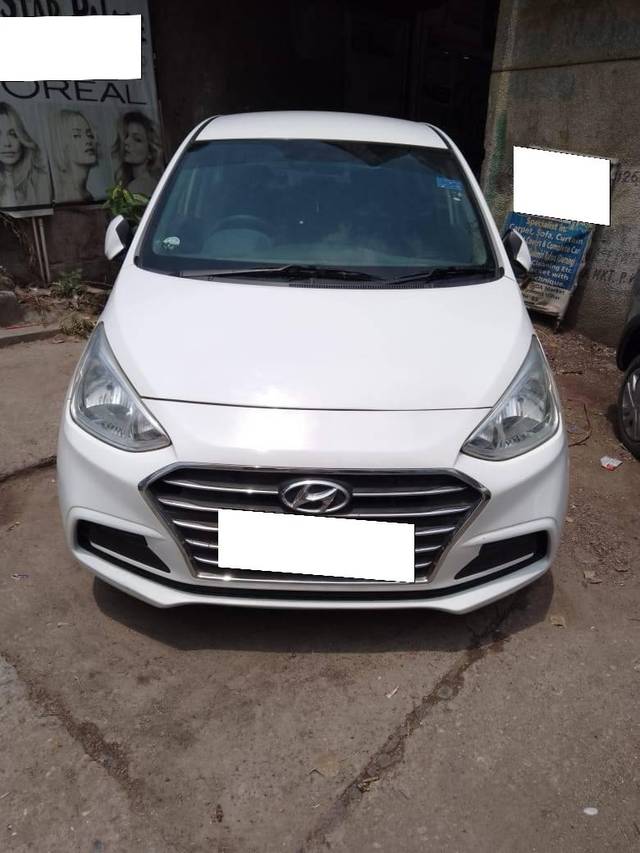 https://images10.gaadi.com/usedcar_image/4563584/original/processed_4c477b7f321b921efd396549a1b6a8ef.jpg?imwidth=6402