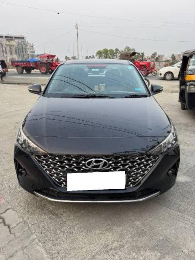 https://images10.gaadi.com/usedcar_image/4563646/original/processed_9140f0c9-968a-460d-b154-a104819fe010.jpg?imwidth=6401