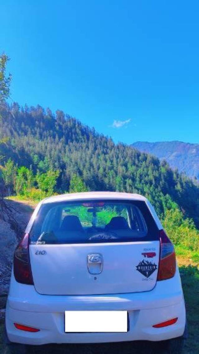 https://images10.gaadi.com/usedcar_image/4563662/original/processed_b6d46386-a129-4e50-9dae-ffac554e3081.jpg?imwidth=6400