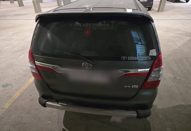 https://images10.gaadi.com/usedcar_image/4563675/original/c7e1b926-bf0f-4ca5-9cd5-e31d456ebd64.?imwidth=6402