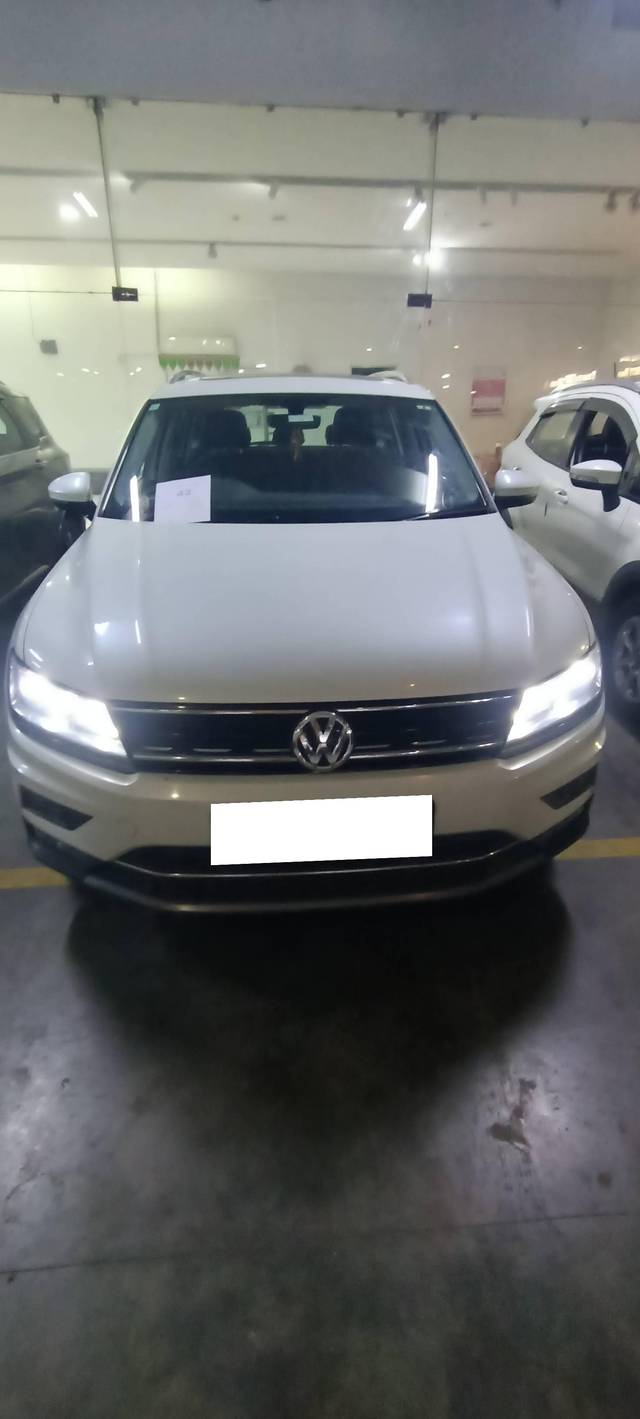 https://images10.gaadi.com/usedcar_image/4563730/original/processed_fe269cfb-7289-49c6-b070-124188a28971.jpg?imwidth=6400
