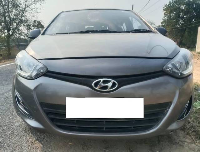 https://images10.gaadi.com/usedcar_image/4563752/original/processed_108bc0df-bcae-4738-866d-19b2f8e07e03.jpg?imwidth=6400