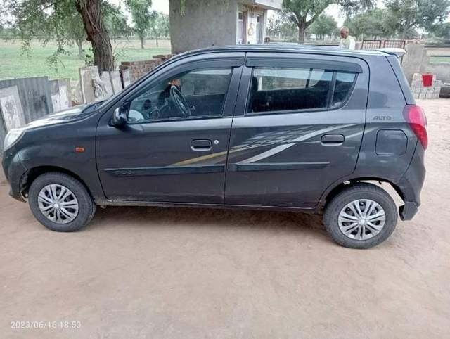 https://images10.gaadi.com/usedcar_image/4563754/original/processed_9da2e925-0492-48c7-9a5d-57b665250dc7.jpg?imwidth=6402