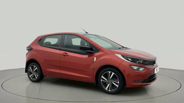 https://images10.gaadi.com/usedcar_image/4563772/original/222affcf79c6b407ec83b9c0e726a9e3.jpg?imwidth=6400