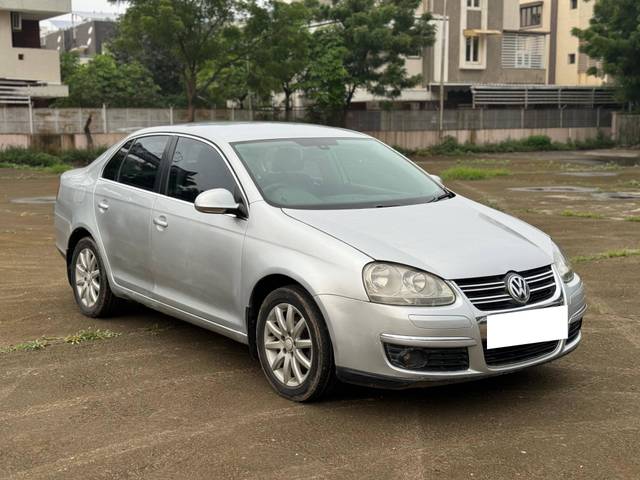https://images10.gaadi.com/usedcar_image/4563822/original/processed_9fa8420c9bb1f0ebef20e2784a3e3ef6.jpg?imwidth=6400