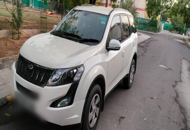 https://images10.gaadi.com/usedcar_image/4563825/original/f346bb23-232c-4190-acfe-f0abfea68295.?imwidth=6401
