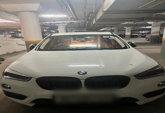https://images10.gaadi.com/usedcar_image/4563928/original/b4bb8269-146d-4259-97a2-0b7c47d481f6.?imwidth=6400