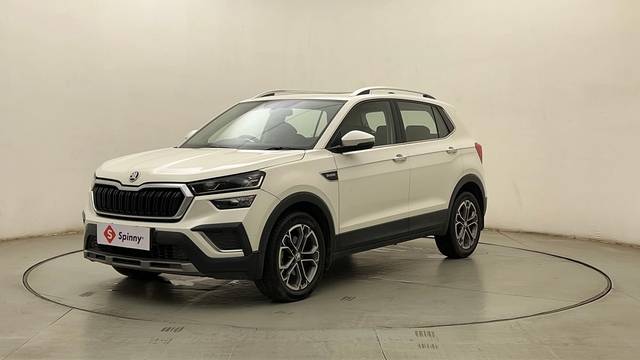 https://images10.gaadi.com/usedcar_image/4563973/original/00aa5d900eb3b68e602ee587610feea0.JPG?imwidth=6400