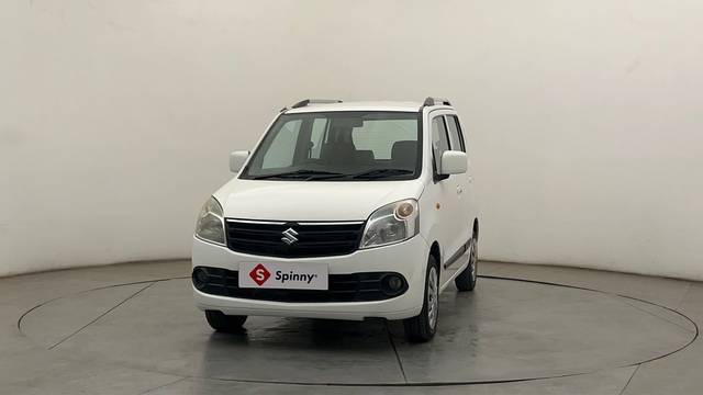 https://images10.gaadi.com/usedcar_image/4563981/original/54a9efe335ac513c8e378e0b67f83dff.JPG?imwidth=6400
