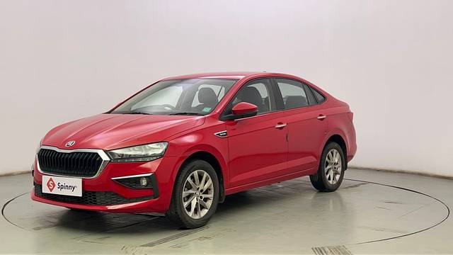 https://images10.gaadi.com/usedcar_image/4564037/original/4af03ef3f2748bcc4ab7e7e09f1284e5.JPG?imwidth=6400