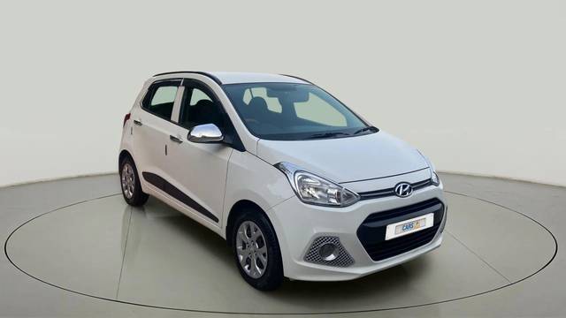 https://images10.gaadi.com/usedcar_image/4564077/original/9ddd73ac5725b827a4f3cc4649f88678.jpg?imwidth=6400