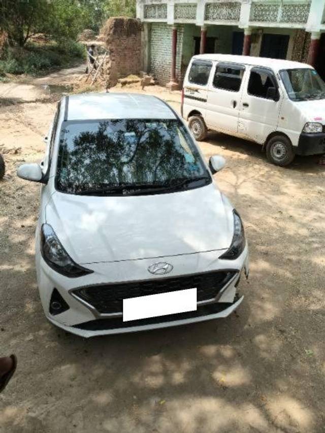 https://images10.gaadi.com/usedcar_image/4564117/original/processed_7726b740-991f-4c90-bb28-c500e3eef205.jpg?imwidth=6400