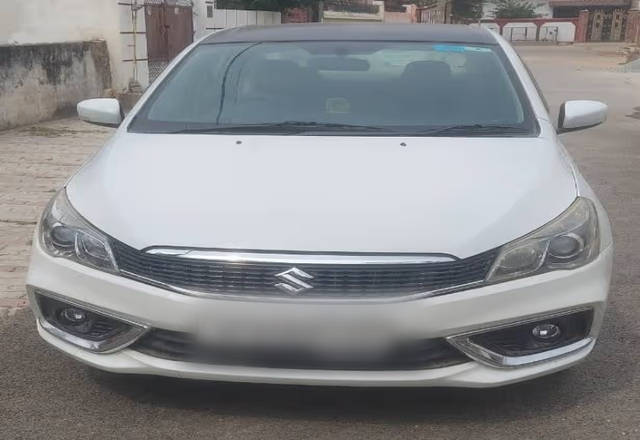 https://images10.gaadi.com/usedcar_image/4564127/original/9932ef3f-d711-4cd1-b206-eeba77b638af.?imwidth=6400